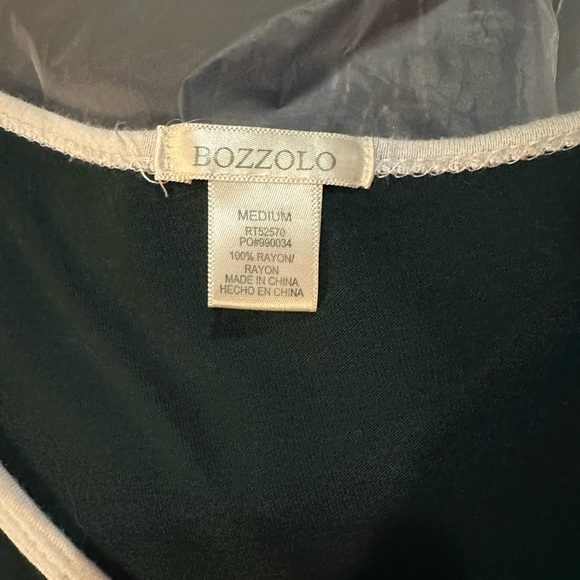 BOZZOLO Green Loose Crop Tee, Medium - Picture 2 of 2